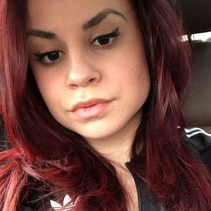 Meet your Posher, Isabel